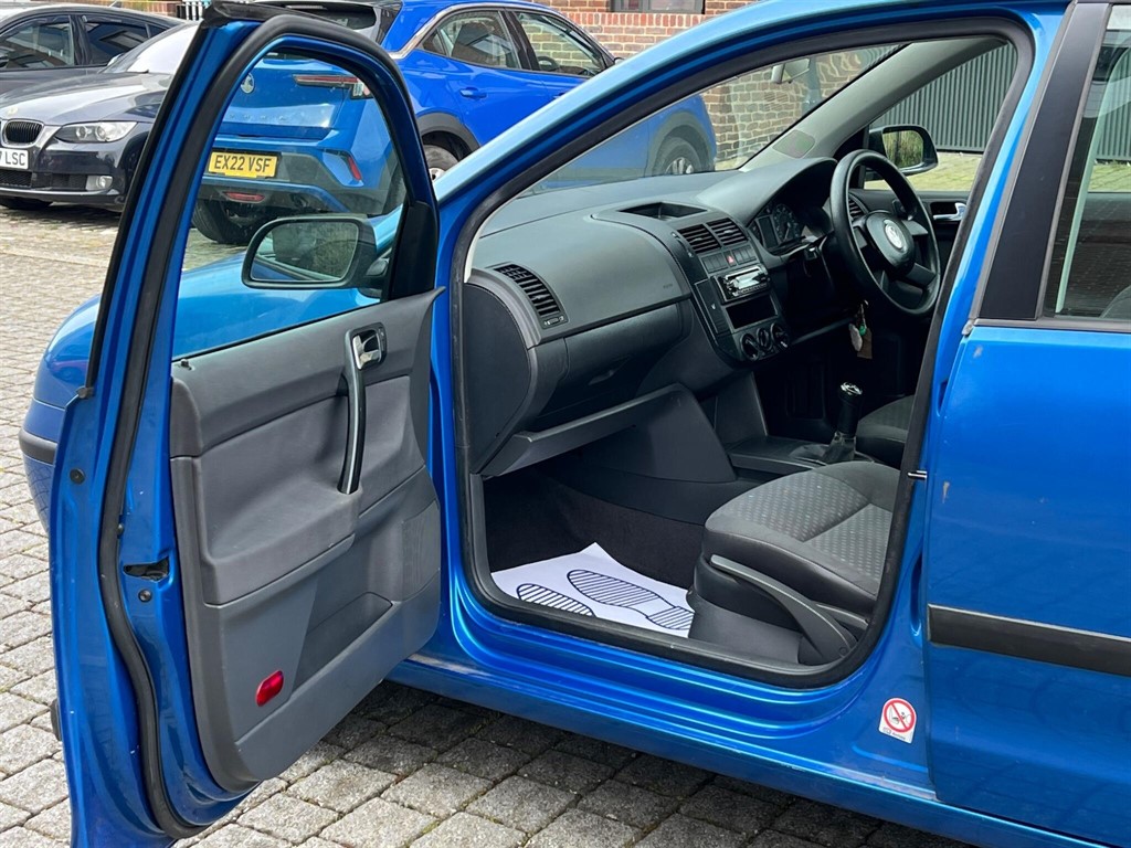 Used Volkswagen Polo 2003 for sale - 78042376: Photo 40