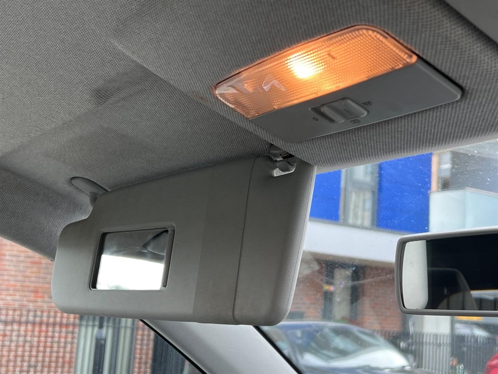 Used Volkswagen Polo 2003 for sale - 78042376: Photo 42