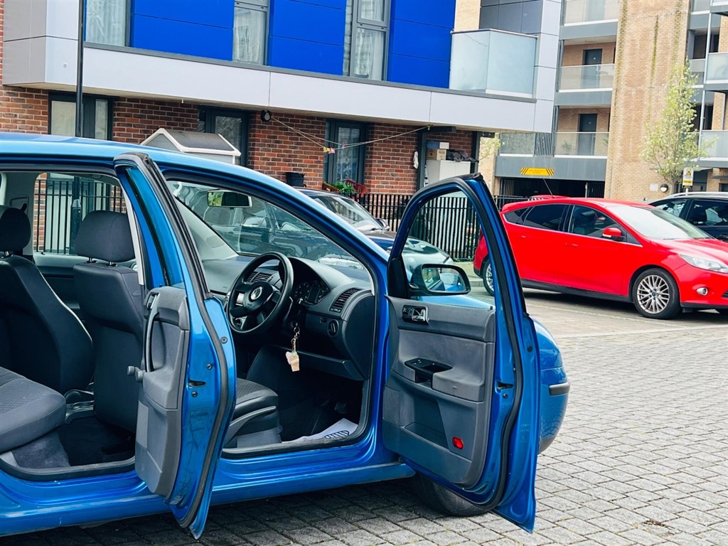 Used Volkswagen Polo 2003 for sale - 78042376: Photo 9