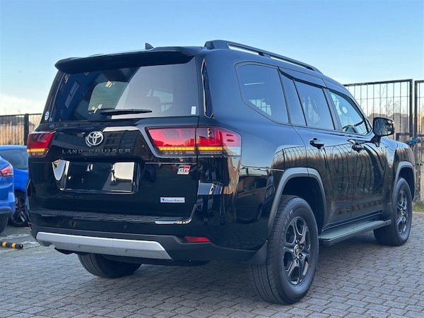 Used Toyota Landcruiser 2024 for sale - 75570305: Photo 13