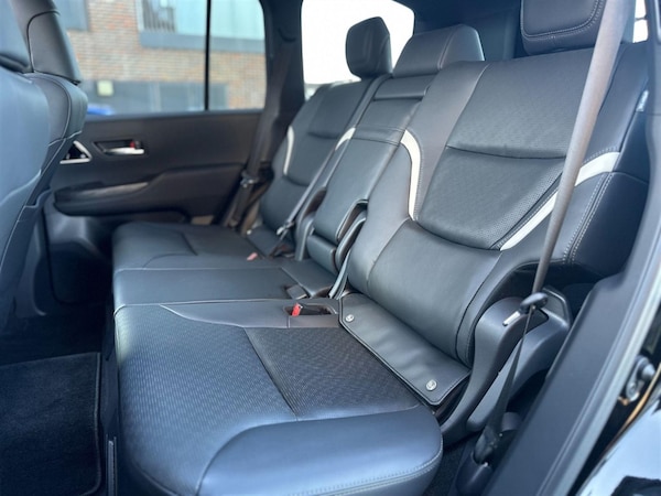 Used Toyota Landcruiser 2024 for sale - 75570305: Photo 26
