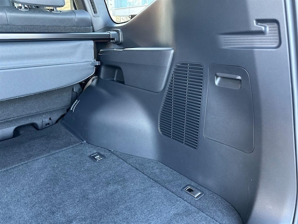 Used Toyota Landcruiser 2024 for sale - 75570305: Photo 33
