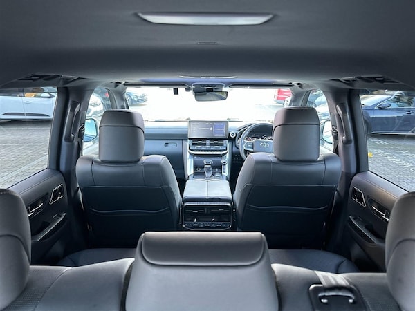 Used Toyota Landcruiser 2024 for sale - 75570305: Photo 37