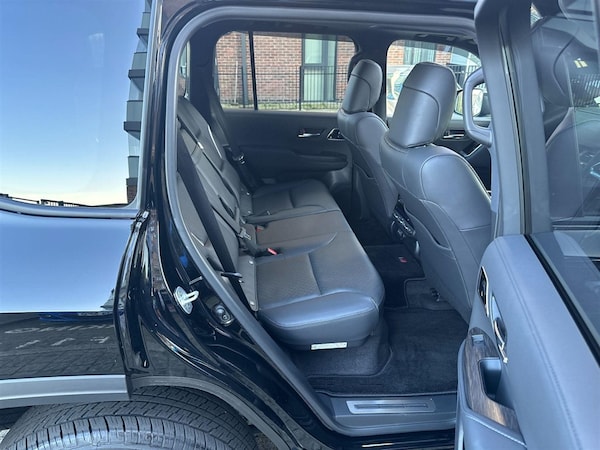 Used Toyota Landcruiser 2024 for sale - 75570305: Photo 42