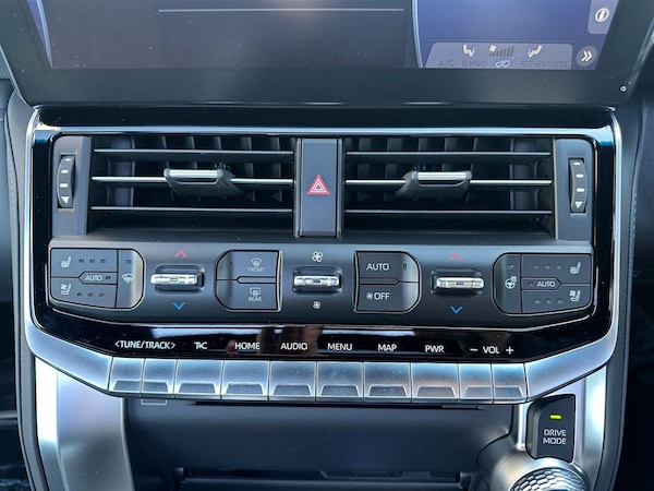 Used Toyota Landcruiser 2024 for sale - 75570305: Photo 72