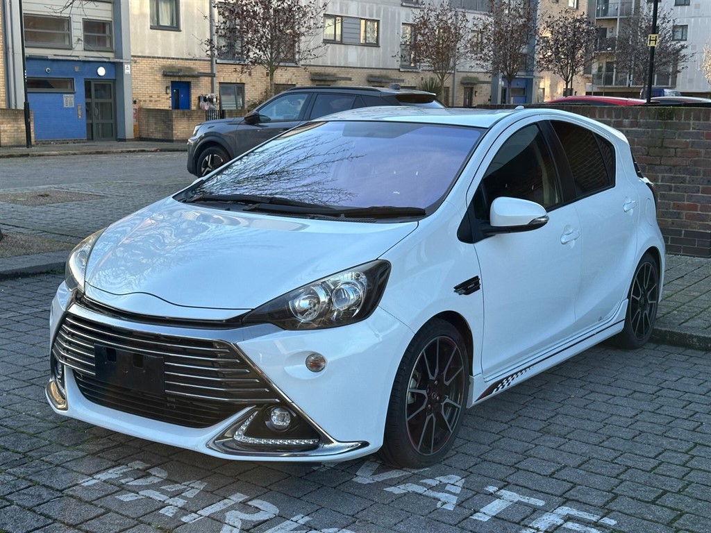 Used Toyota Yaris 2015 for sale - 77232420: Photo 3