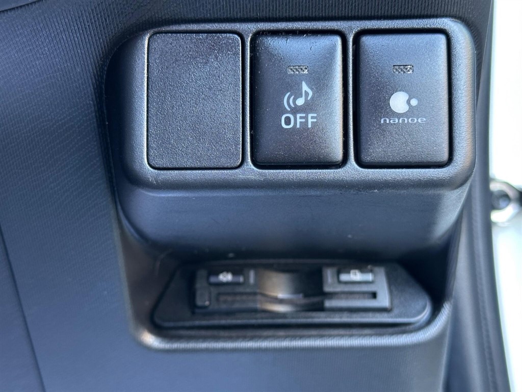 Used Toyota Yaris 2015 for sale - 77232420: Photo 47