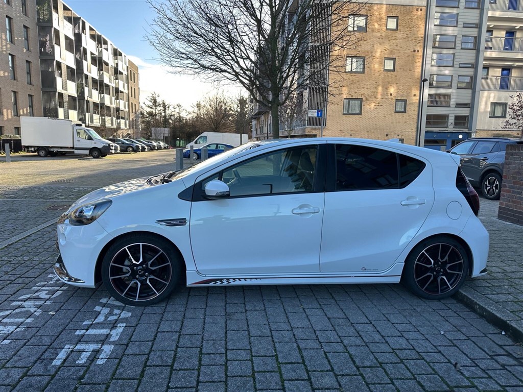 Used Toyota Yaris 2015 for sale - 77232420: Photo 7