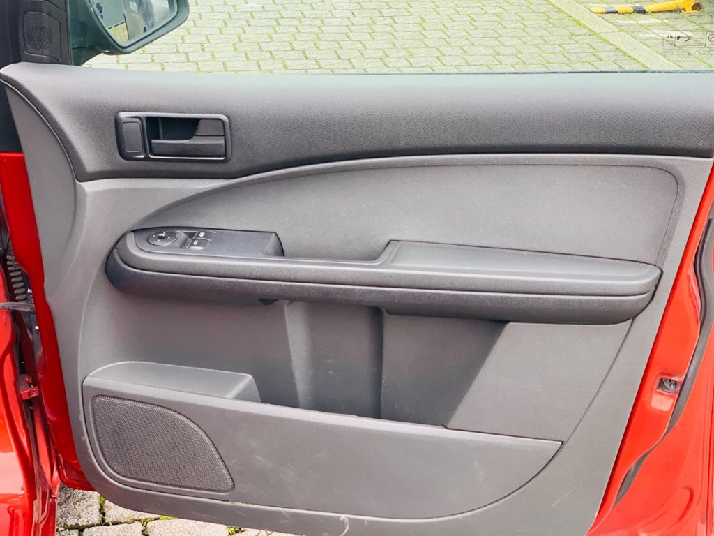 Used Ford Focus C-Max 2006 for sale - 78061564: Photo 33