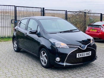 Used Toyota Yaris 2015 for sale - 77627821: Photo