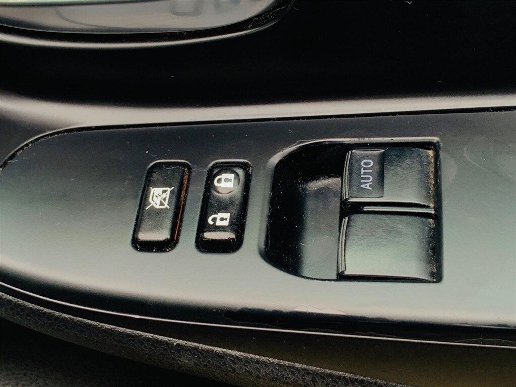 Used Toyota Yaris 2015 for sale - 77627821: Photo 22