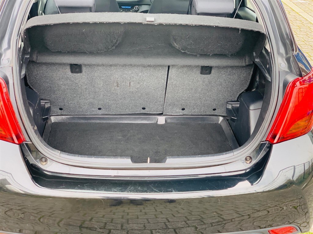 Used Toyota Yaris 2015 for sale - 77627821: Photo 42