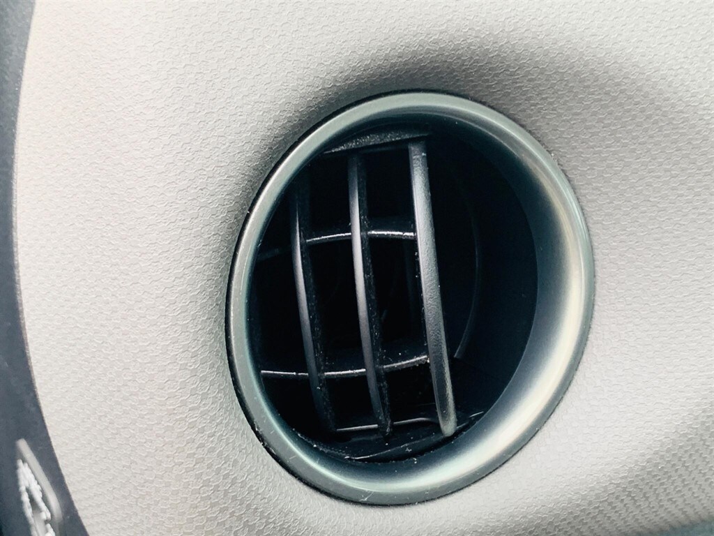 Used Toyota Yaris 2015 for sale - 77627821: Photo 47