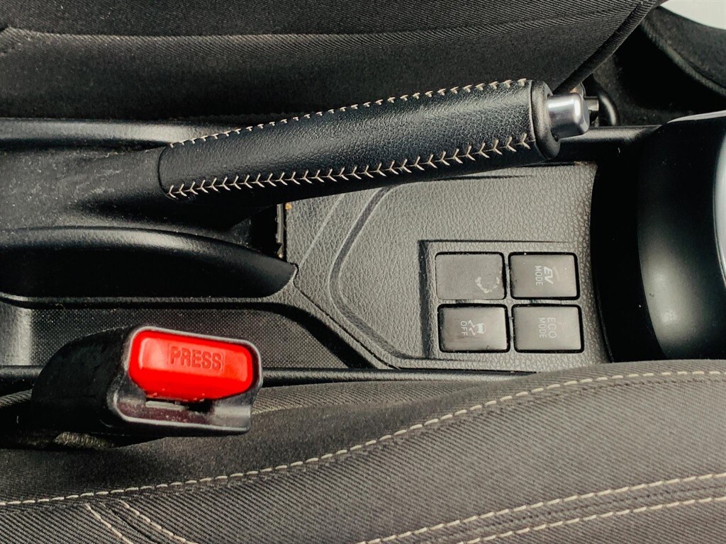 Used Toyota Yaris 2015 for sale - 77627821: Photo 52