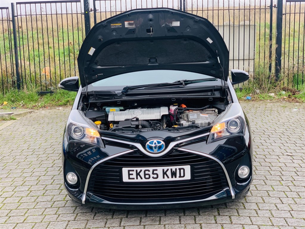 Used Toyota Yaris 2015 for sale - 77627821: Photo 6