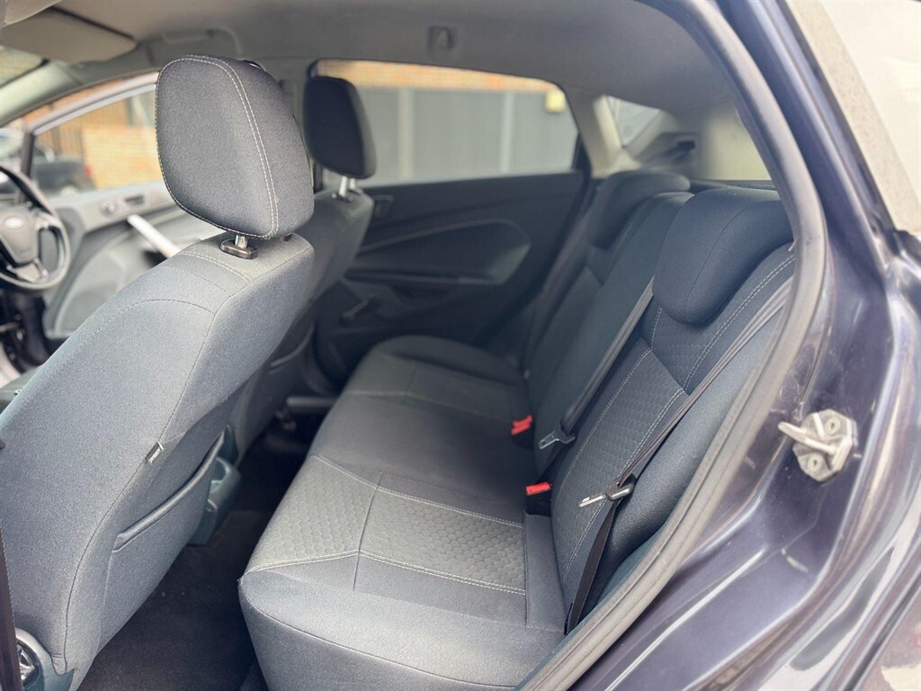 Used Ford Fiesta 2010 for sale - 76079540: Photo 29