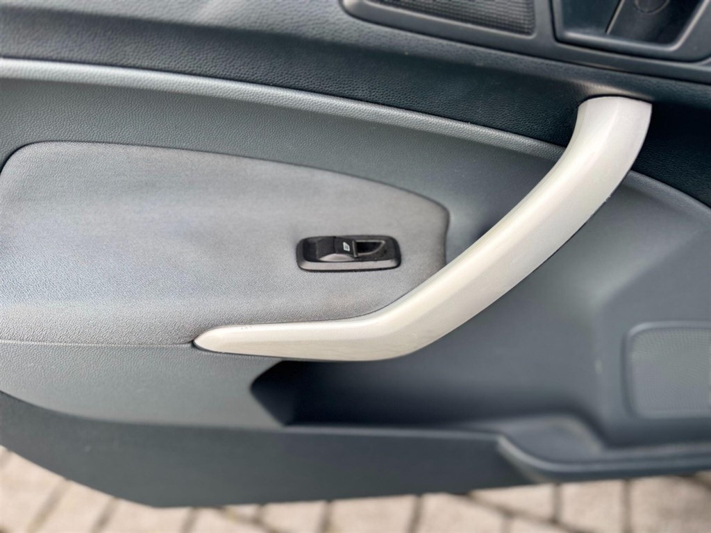 Used Ford Fiesta 2010 for sale - 76079540: Photo 35