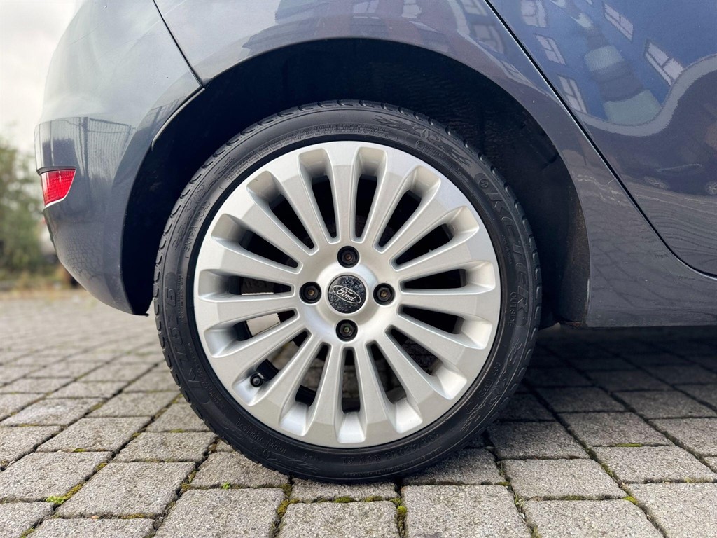 Used Ford Fiesta 2010 for sale - 76079540: Photo 46