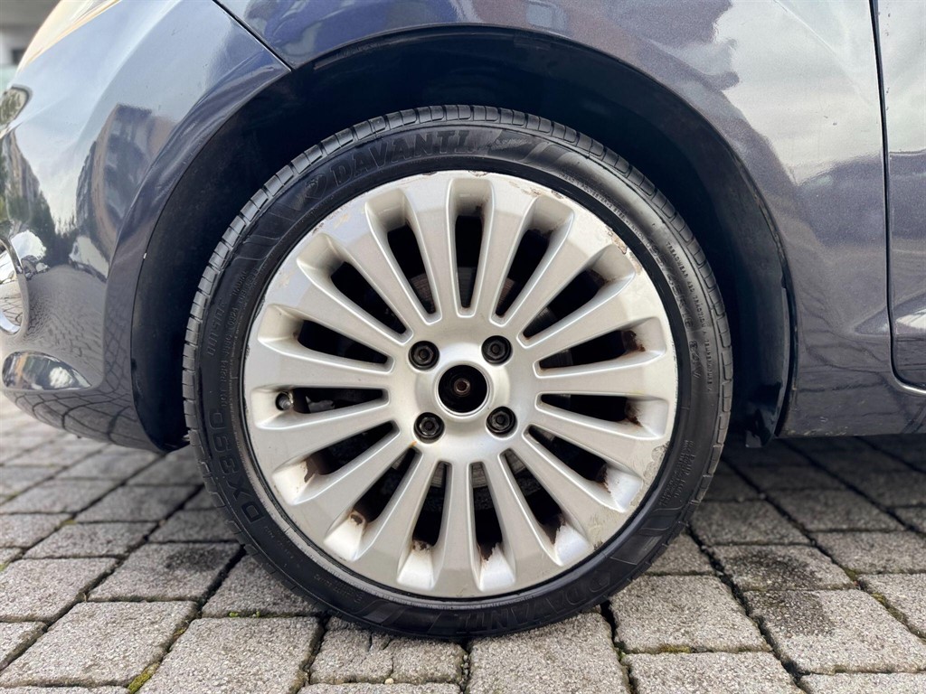 Used Ford Fiesta 2010 for sale - 76079540: Photo 48