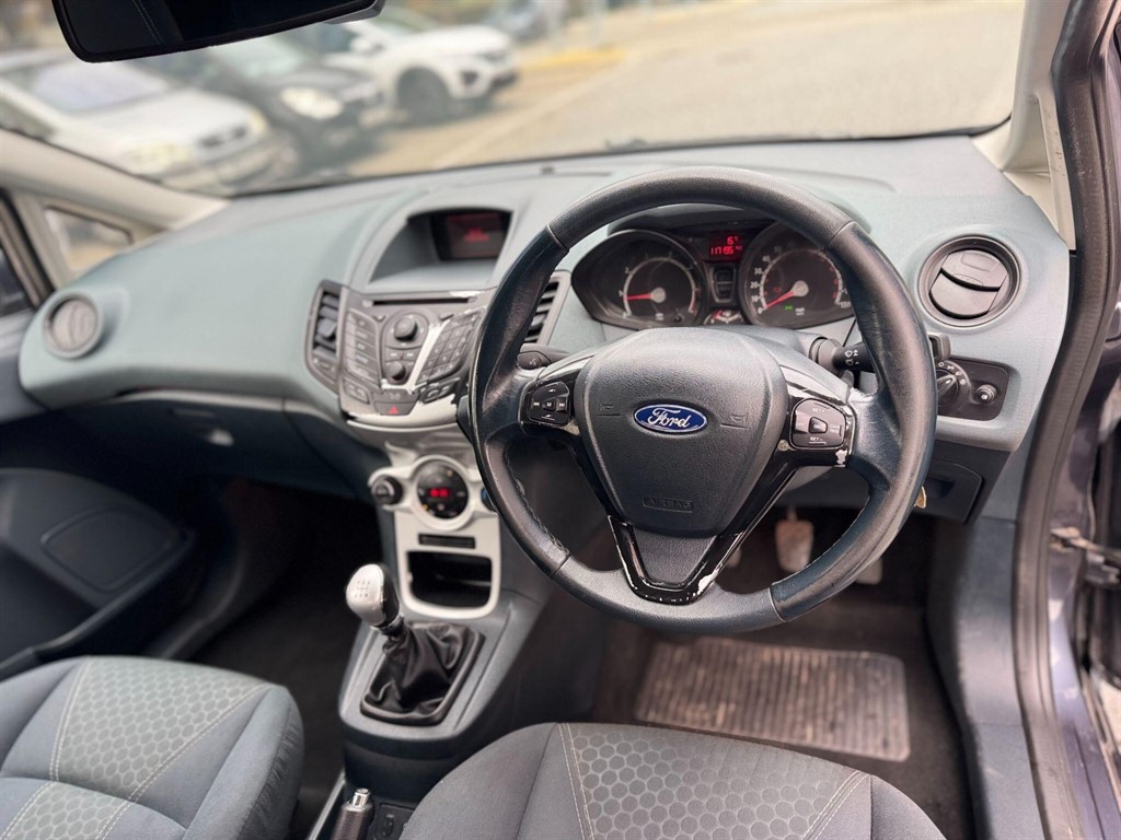 Used Ford Fiesta 2010 for sale - 76079540: Photo 8
