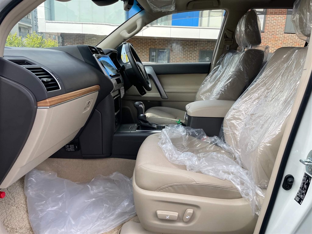 Used Toyota Land Cruiser 2023 for sale - 76704677: Photo 14