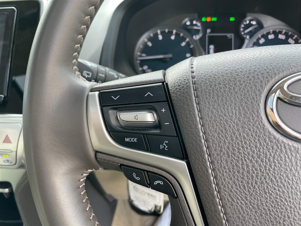 Used Toyota Land Cruiser 2023 for sale - 76704677: Photo 24