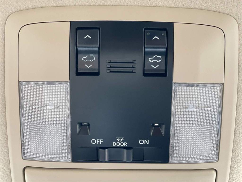 Used Toyota Land Cruiser 2023 for sale - 76704677: Photo 29