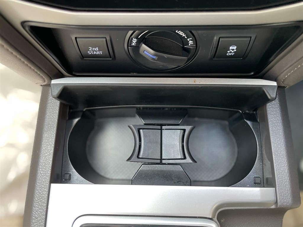 Used Toyota Land Cruiser 2023 for sale - 76704677: Photo 36