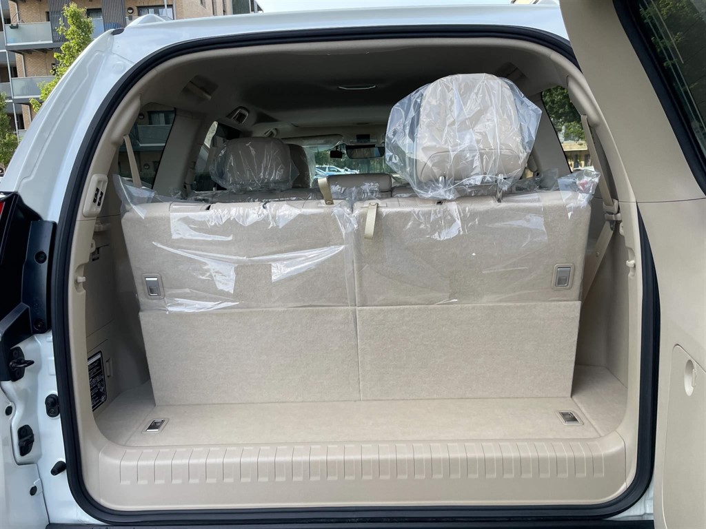 Used Toyota Land Cruiser 2023 for sale - 76704677: Photo 44