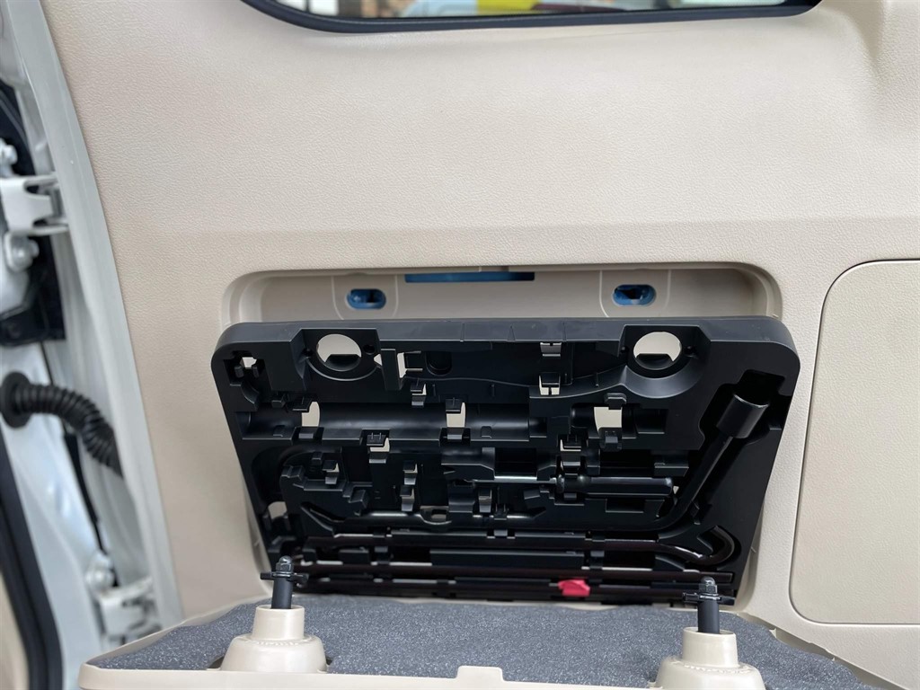 Used Toyota Land Cruiser 2023 for sale - 76704677: Photo 46