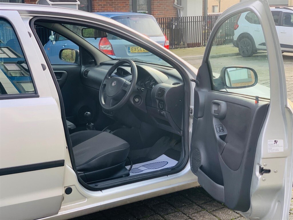 Used Vauxhall Corsa 2005 for sale - 77373275: Photo 22