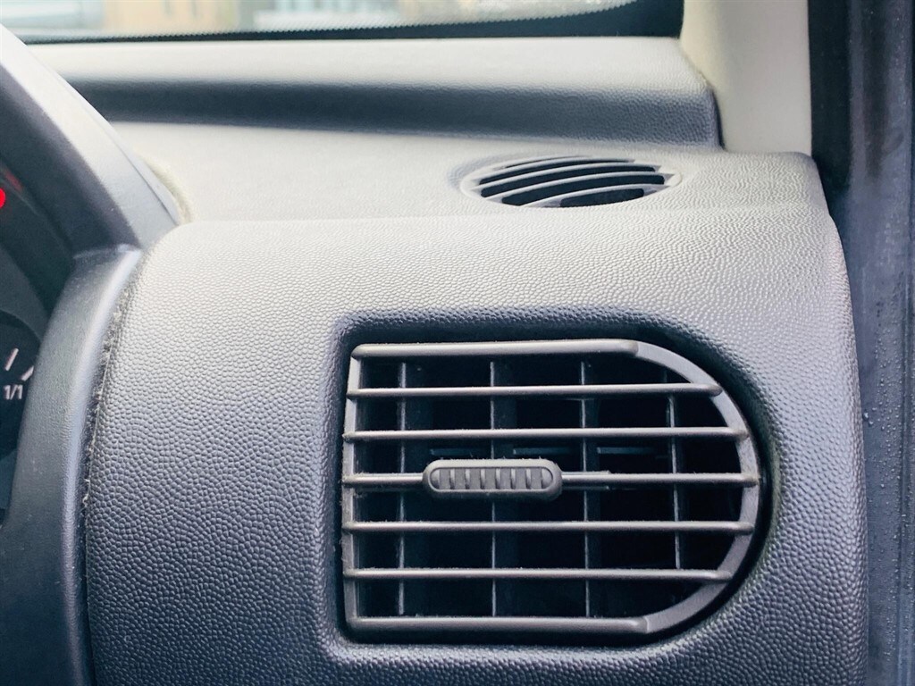 Used Vauxhall Corsa 2005 for sale - 77373275: Photo 30