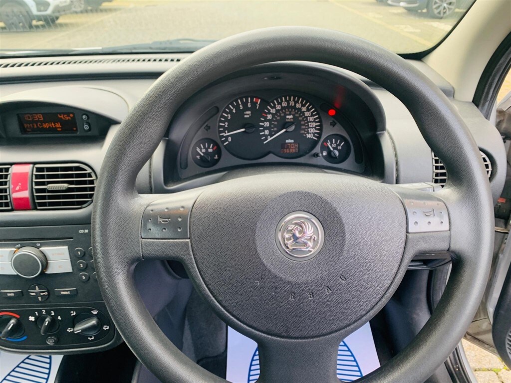 Used Vauxhall Corsa 2005 for sale - 77373275: Photo 38