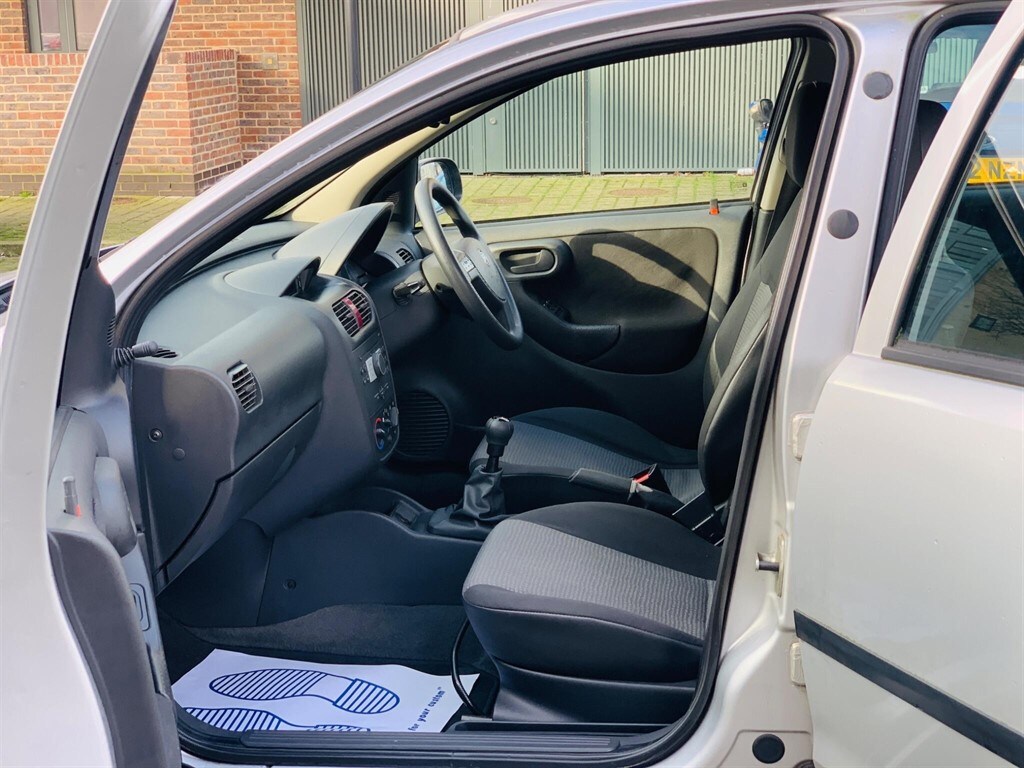 Used Vauxhall Corsa 2005 for sale - 77373275: Photo 39