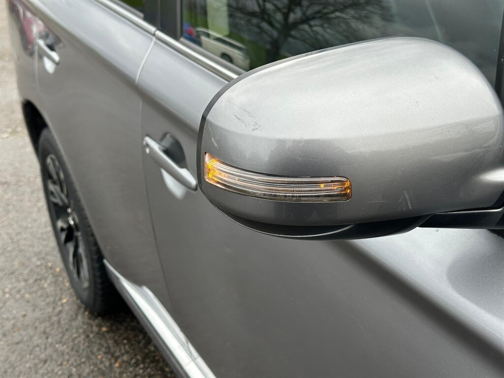 Used Mitsubishi Outlander 2016 for sale - 77499876: Photo 38