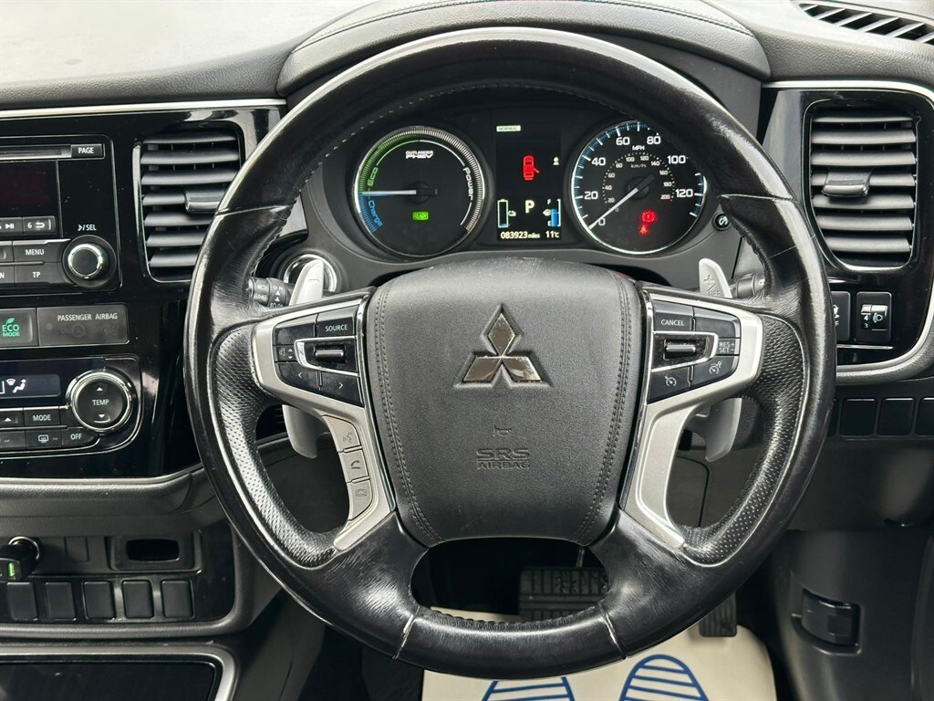 Used Mitsubishi Outlander 2016 for sale - 77499876: Photo 41