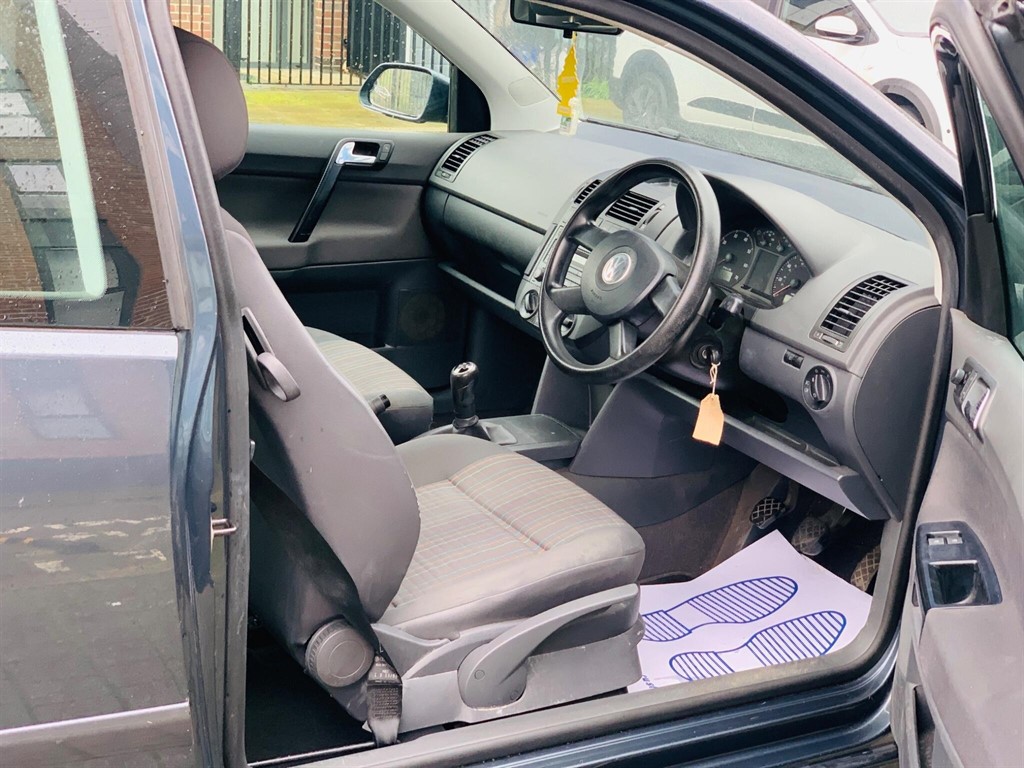 Used Volkswagen Polo 2005 for sale - 77274617: Photo 17