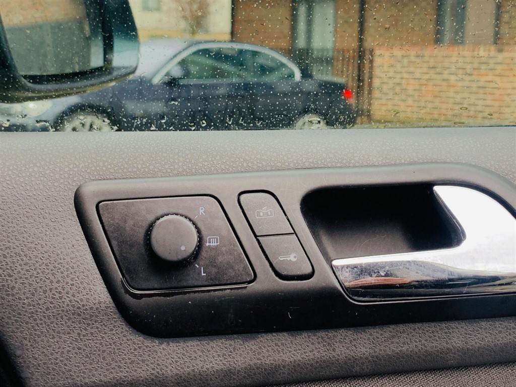 Used Volkswagen Polo 2005 for sale - 77274617: Photo 20