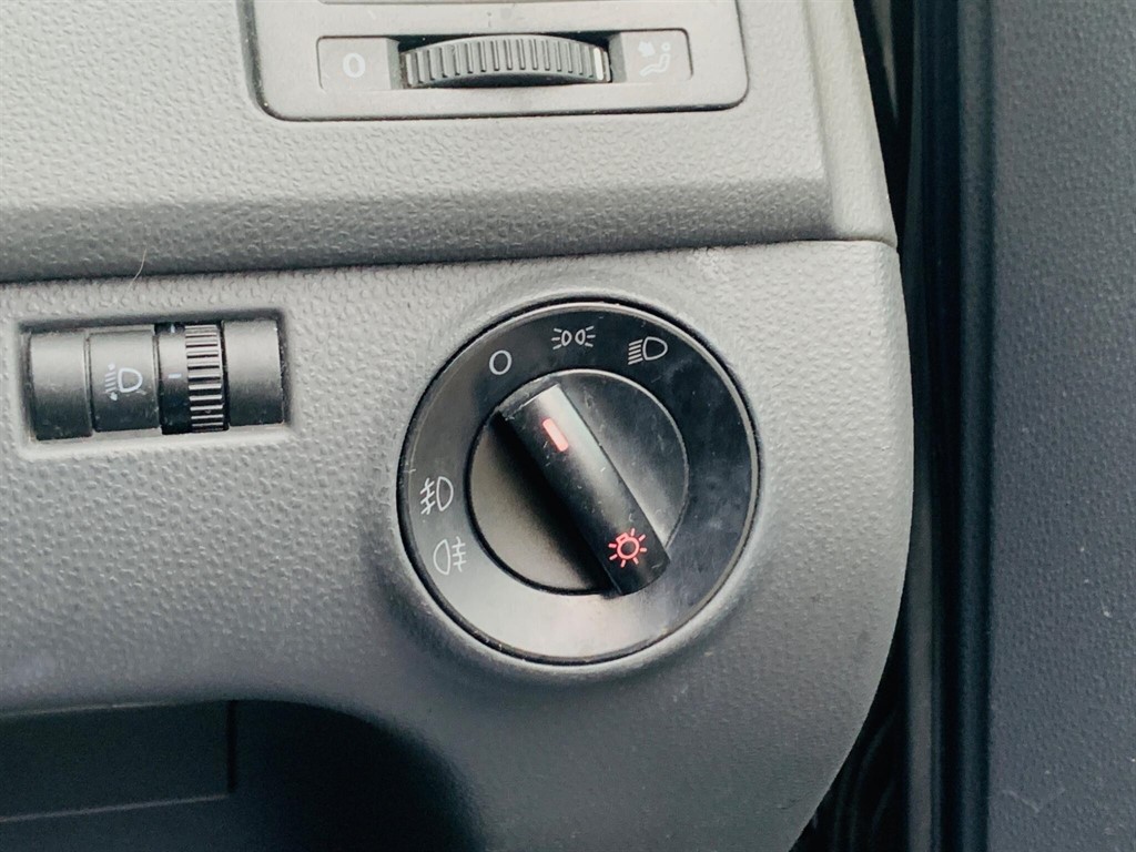 Used Volkswagen Polo 2005 for sale - 77274617: Photo 22