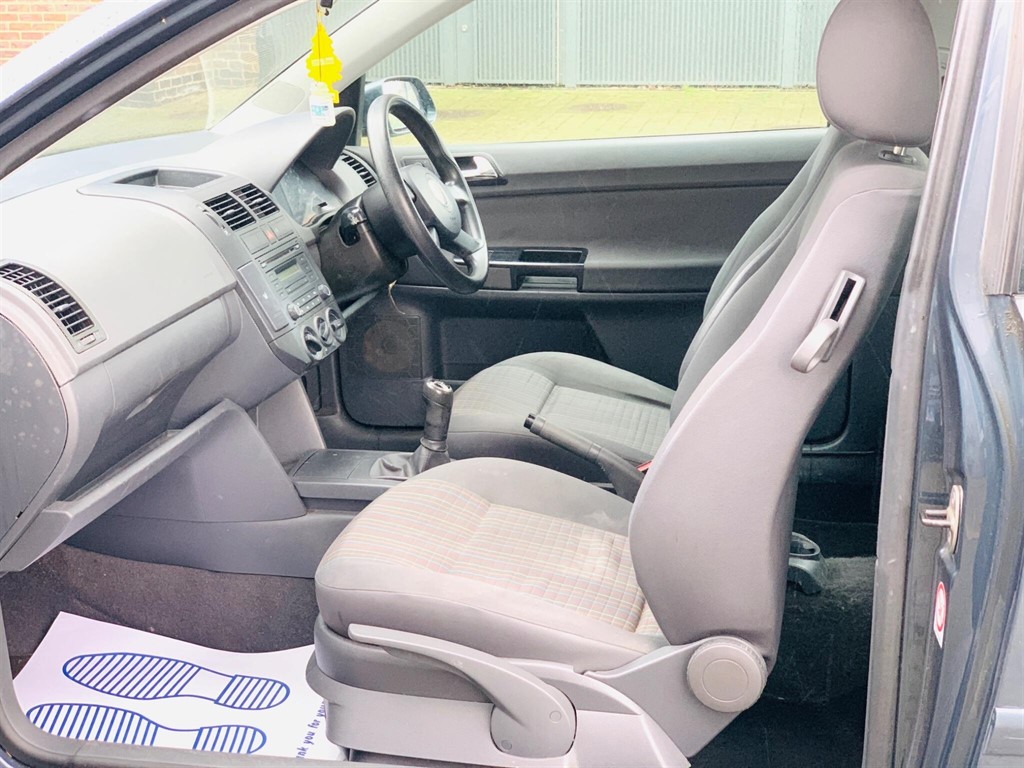 Used Volkswagen Polo 2005 for sale - 77274617: Photo 40