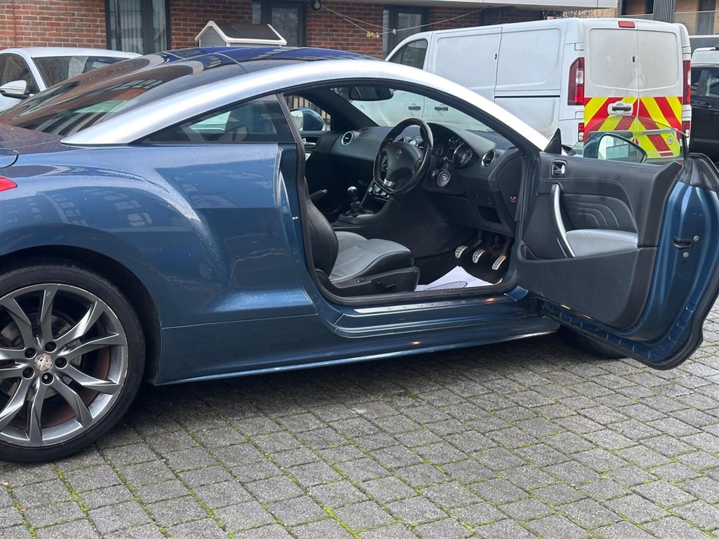 Used Peugeot RCZ 2013 for sale - 77232416: Photo 17