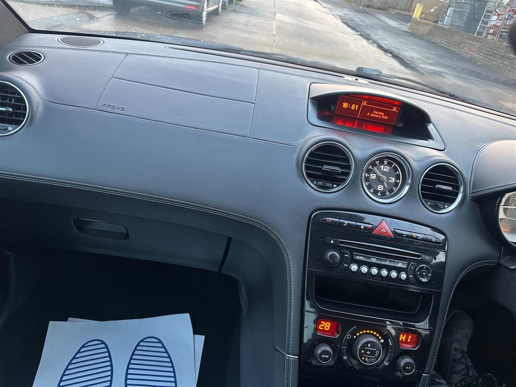 Used Peugeot RCZ 2013 for sale - 77232416: Photo 22