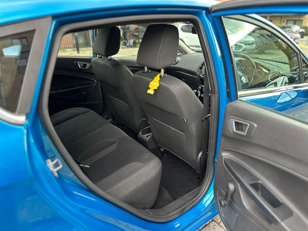 Used Ford Fiesta 2015 for sale - 76404915: Photo 31