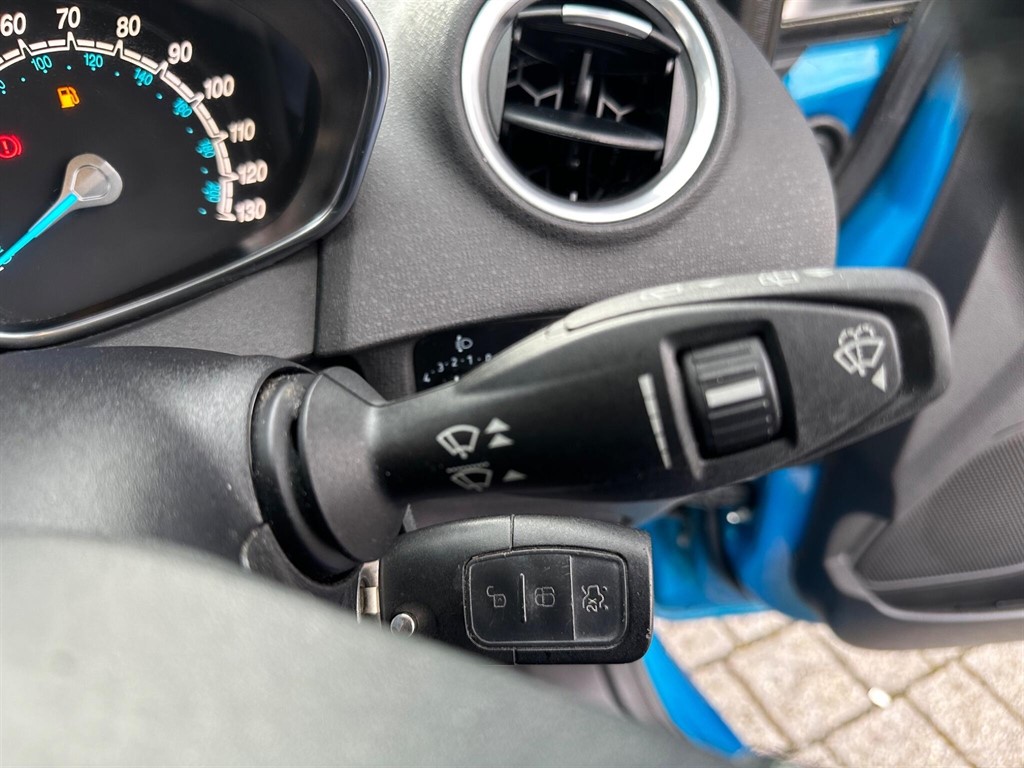 Used Ford Fiesta 2015 for sale - 76404915: Photo 37