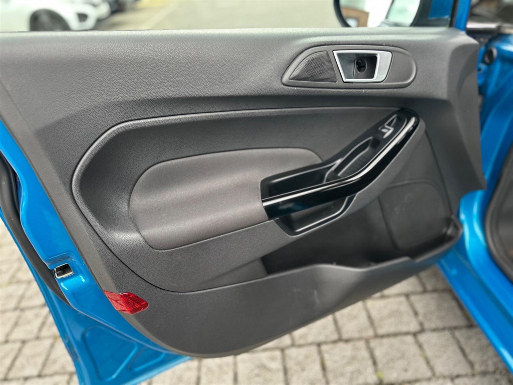 Used Ford Fiesta 2015 for sale - 76404915: Photo 40