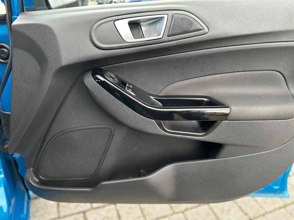 Used Ford Fiesta 2015 for sale - 76404915: Photo 41