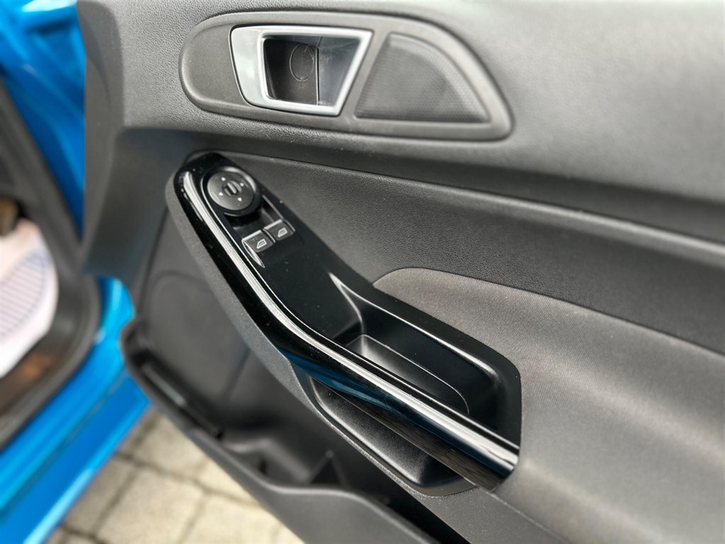 Used Ford Fiesta 2015 for sale - 76404915: Photo 42