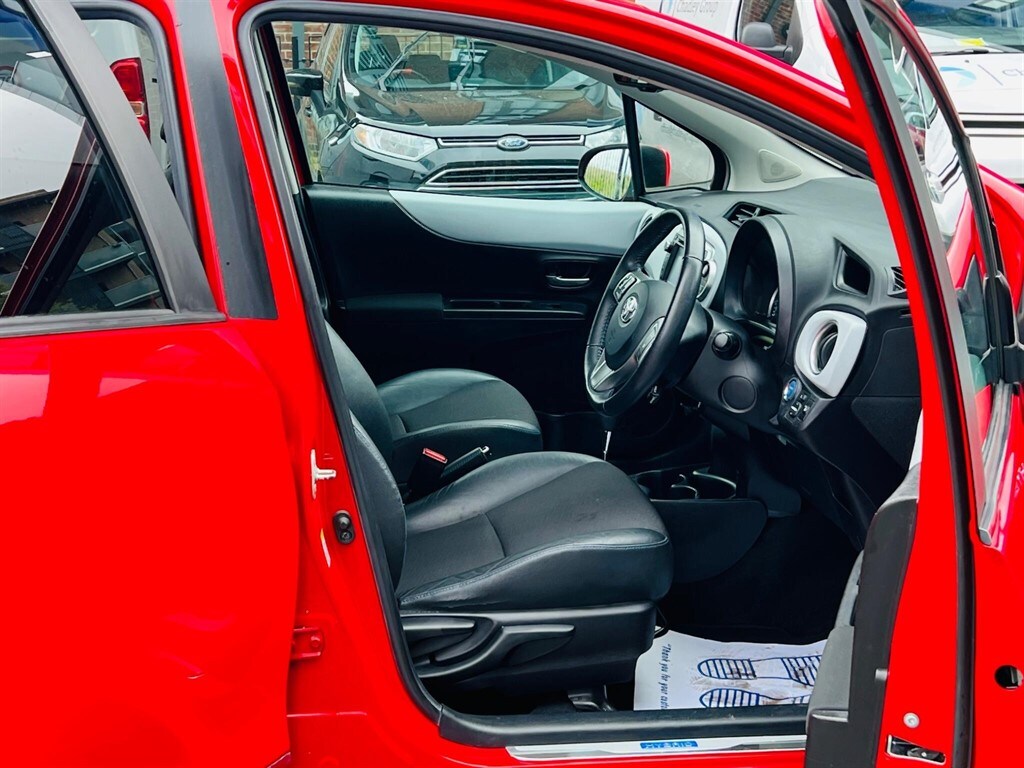 Used Toyota Yaris 2014 for sale - 78148887: Photo 17