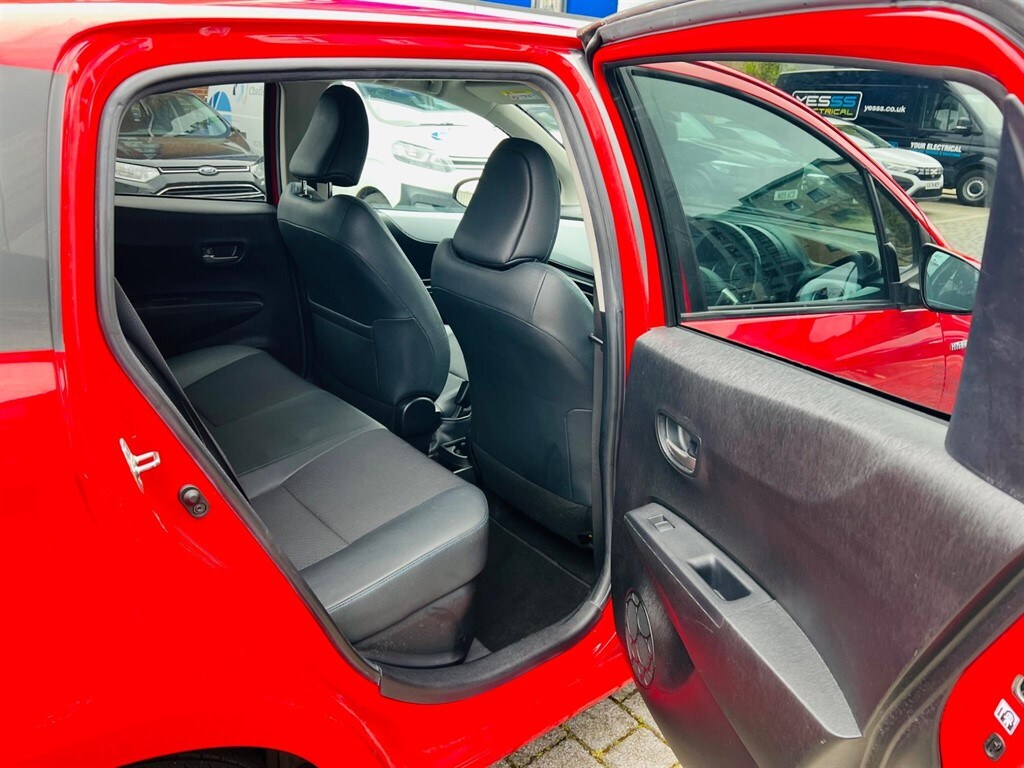 Used Toyota Yaris 2014 for sale - 78148887: Photo 21