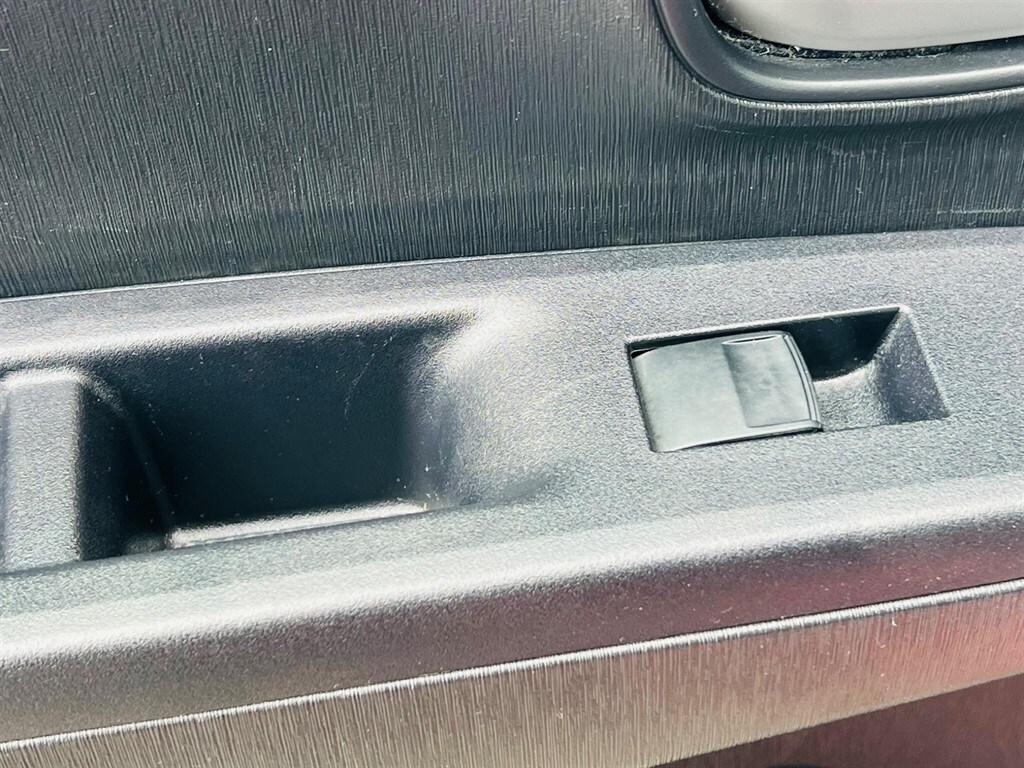 Used Toyota Yaris 2014 for sale - 78148887: Photo 30